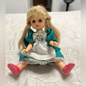 Vintage 7” Gretel doll